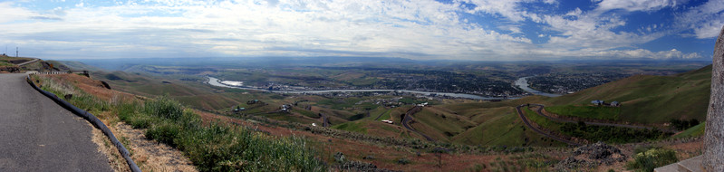 [Old Spiral Highway Overlook of Lewiston, ID]